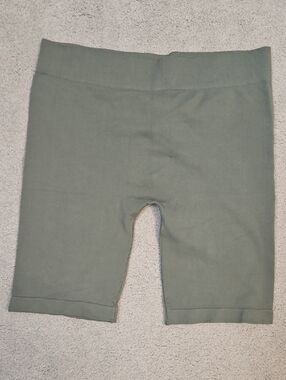 Free People Intimatley Women’s Olive Green Stretch Bike Shorts